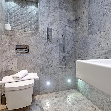 Finest Retreats - Harold Whitby