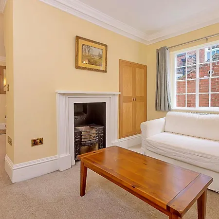 Finest Retreats - Harold Whitby