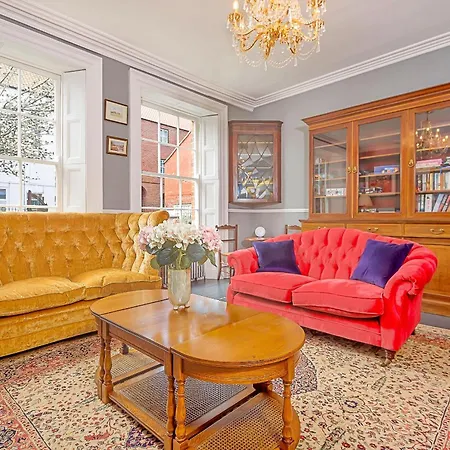 Finest Retreats - Harold *