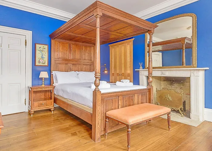 Finest Retreats - Harold