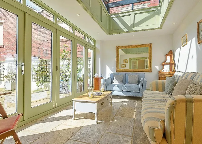 Finest Retreats - Harold * Whitby